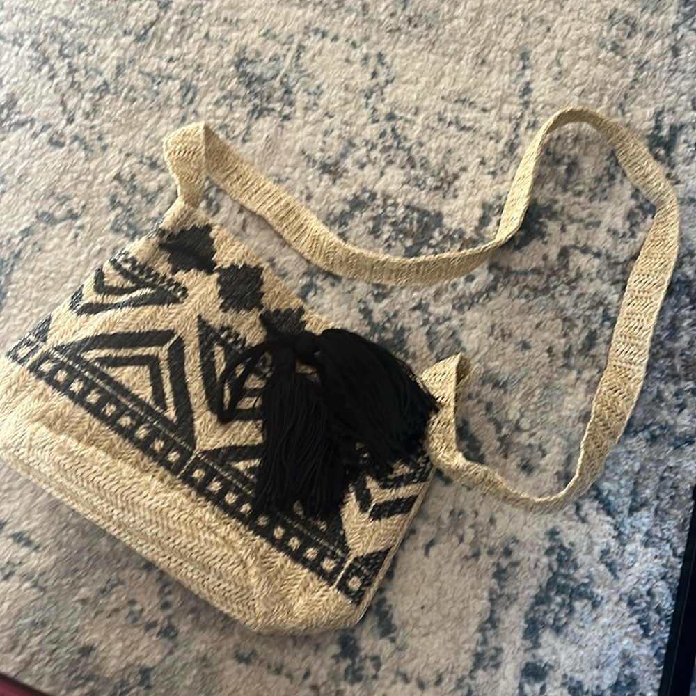 Boho Chic straw crossbody bag